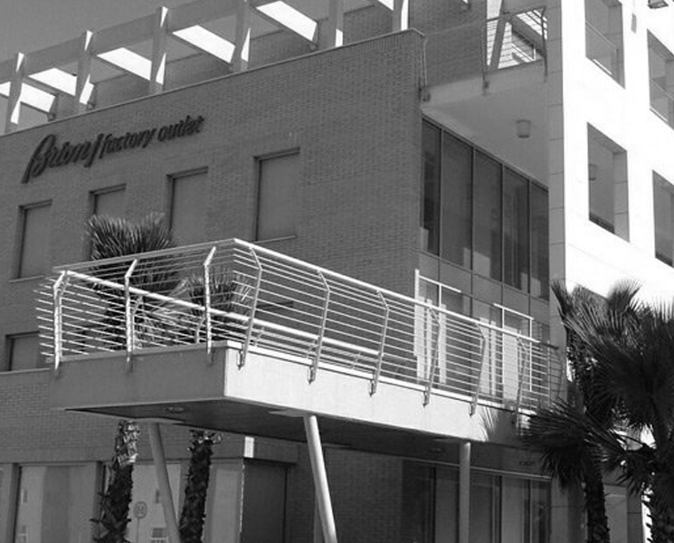 Architetto Remo Mattioli_Edificio-Commerciale-Brioni_1