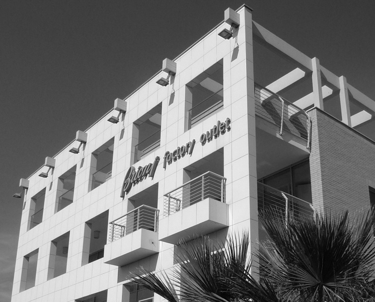 Architetto Remo Mattioli_Edificio-Commerciale-Brioni_4